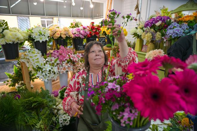 Las floristerías de A Coruña, llenas para Todos los Santos