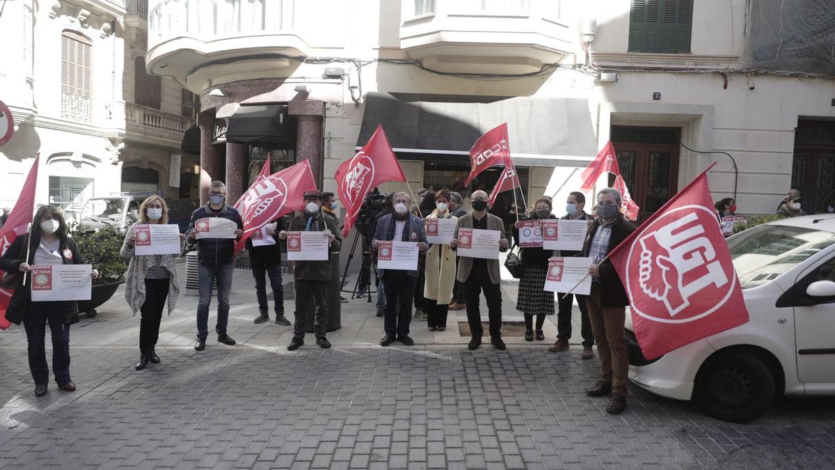 CCOO y UGT en Baleares exigen que se suba el salario mínimo interprofesional