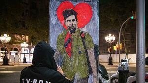 TVBoy retrata a Messi como Che Guevara en la plaza de Catalunya de Barcelona este viernes.