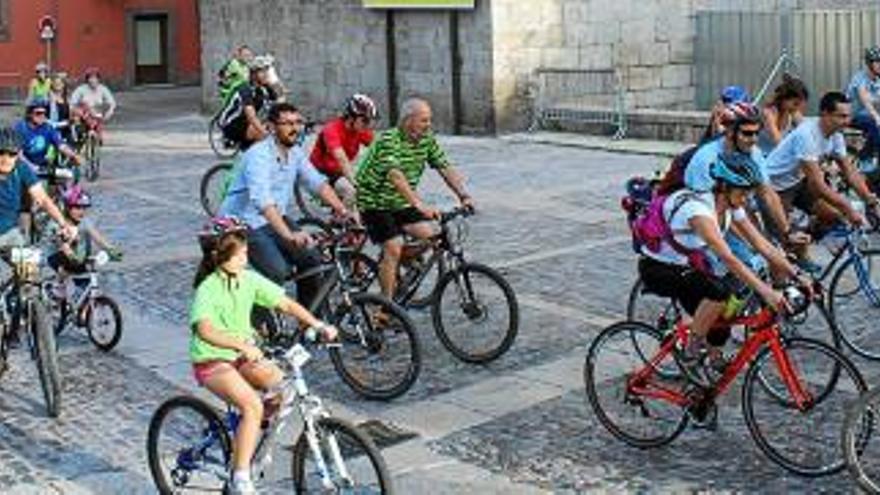 Una vuitantena de persones participen en la pedalada popular de la Seu d&#039;Urgell