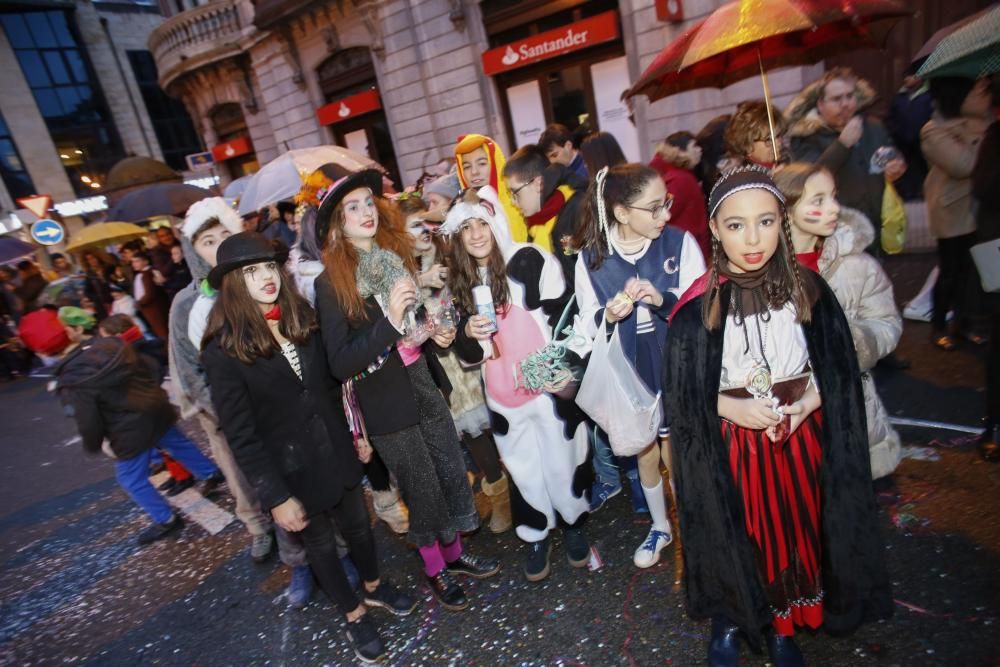 Desfile del martes de Carnaval en el Antroxu de Avilés