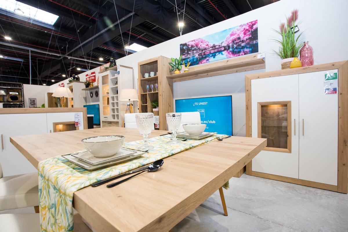 Conforama Elche contará con servicios exclusivos de personalización de muebles y cocinas a medida.