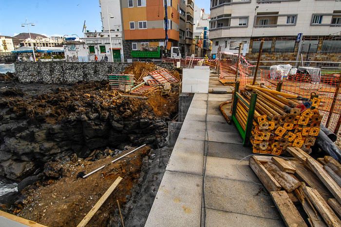 MAL ESTADO DE LA PLAZA DE LA PUNTILLA