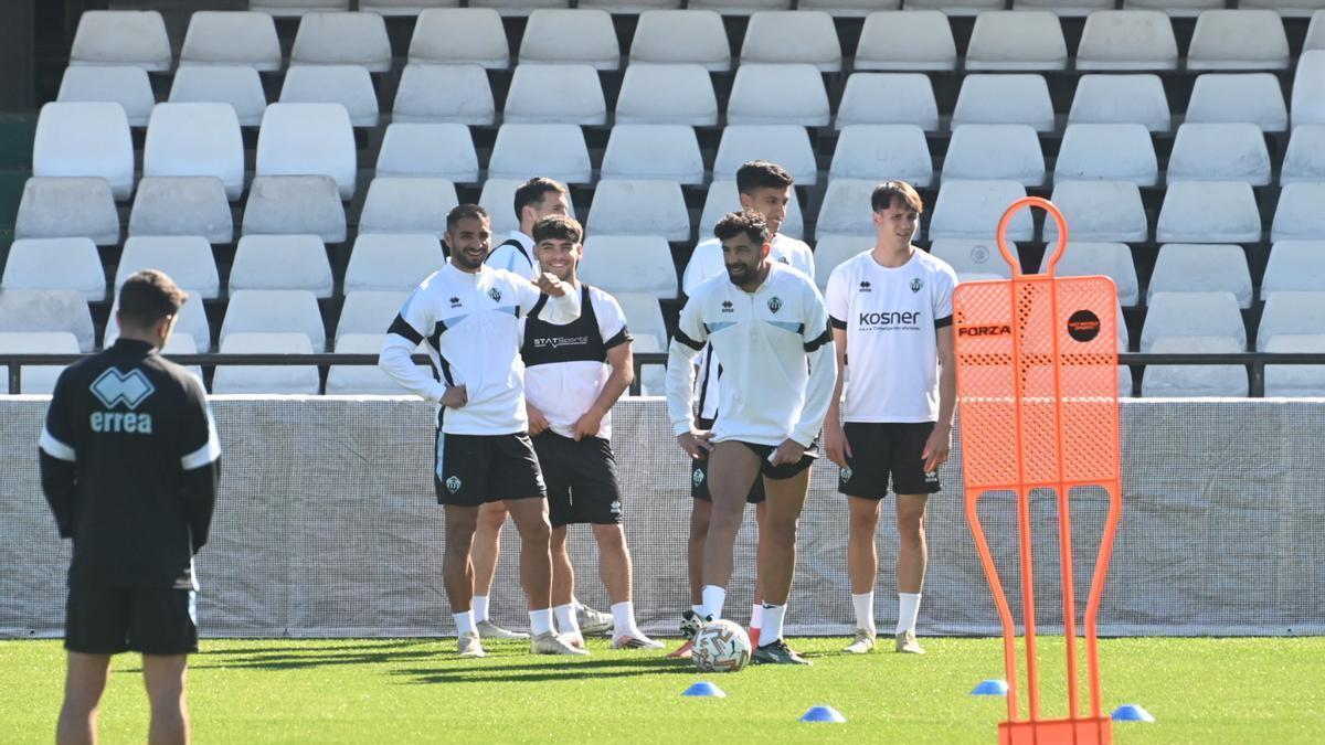 Galería | Las mejores imágenes del entrenamiento del CD Castellón