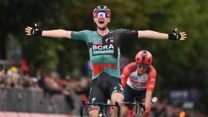 El Giro d’Itàlia suma una altra etapa per oblidar