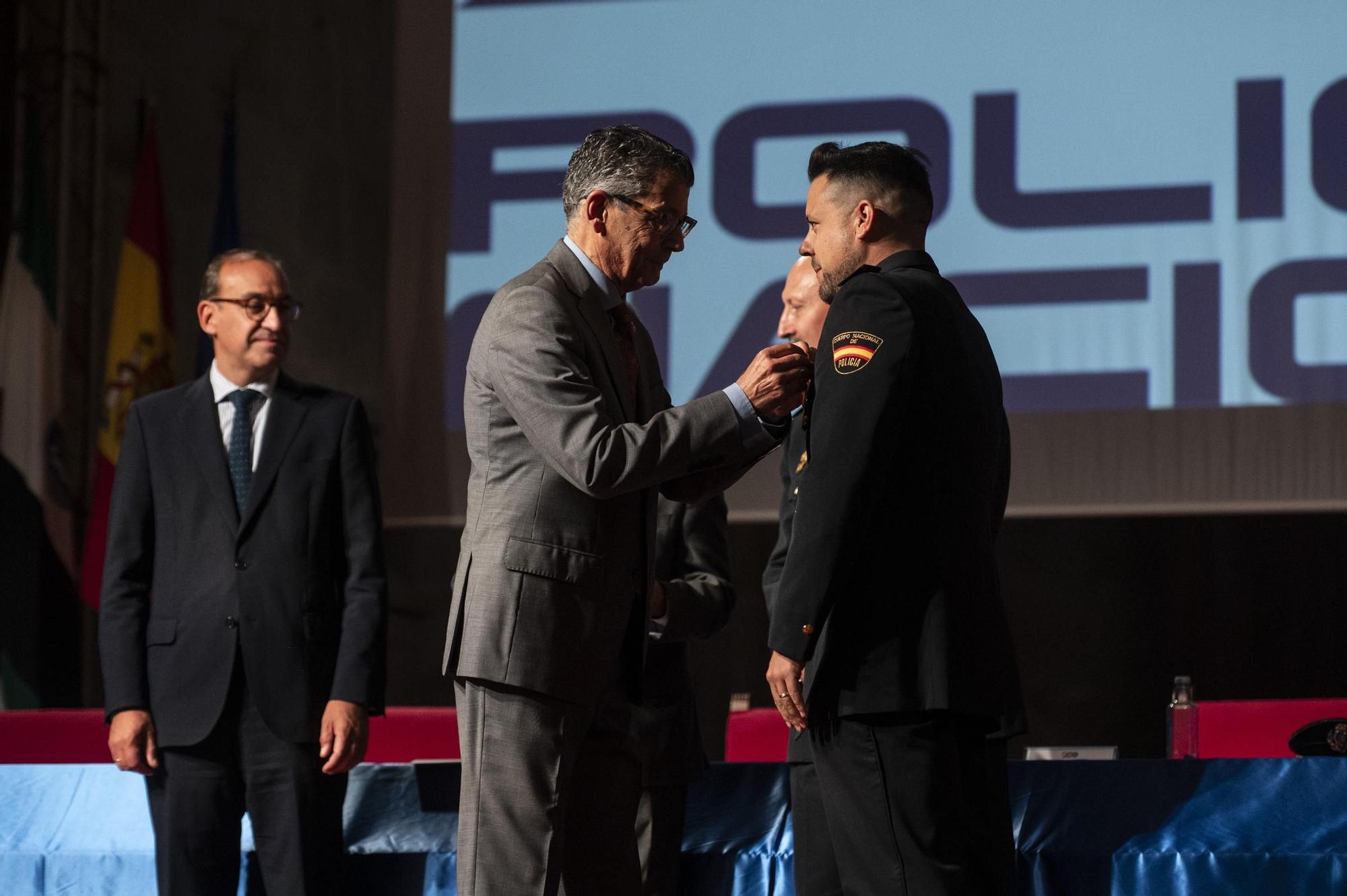 FOTOGALERÍA | Las imagénes de la celebración del patrón de la Policía Nacional en Cáceres