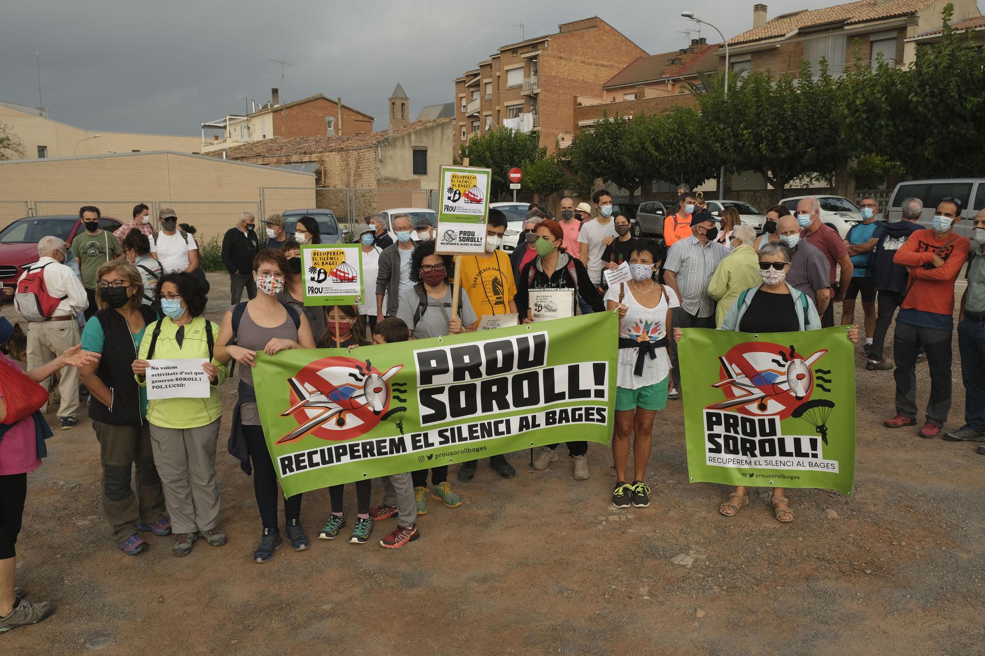 Protesta de l’associació Prou soroll per recuperar el silenci al Bages