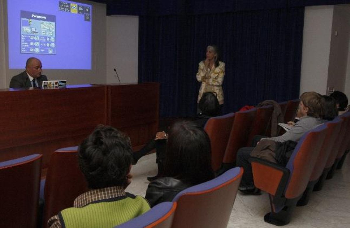 «El arte en Internet es muy efímero. Muere al tiempo que nace»