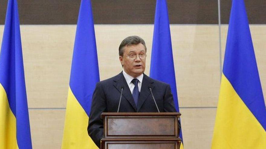 Yanukóvich afirma que el Ejército no obedecerá las &quot;órdenes criminales&quot; del nuevo Gobierno ucraniano