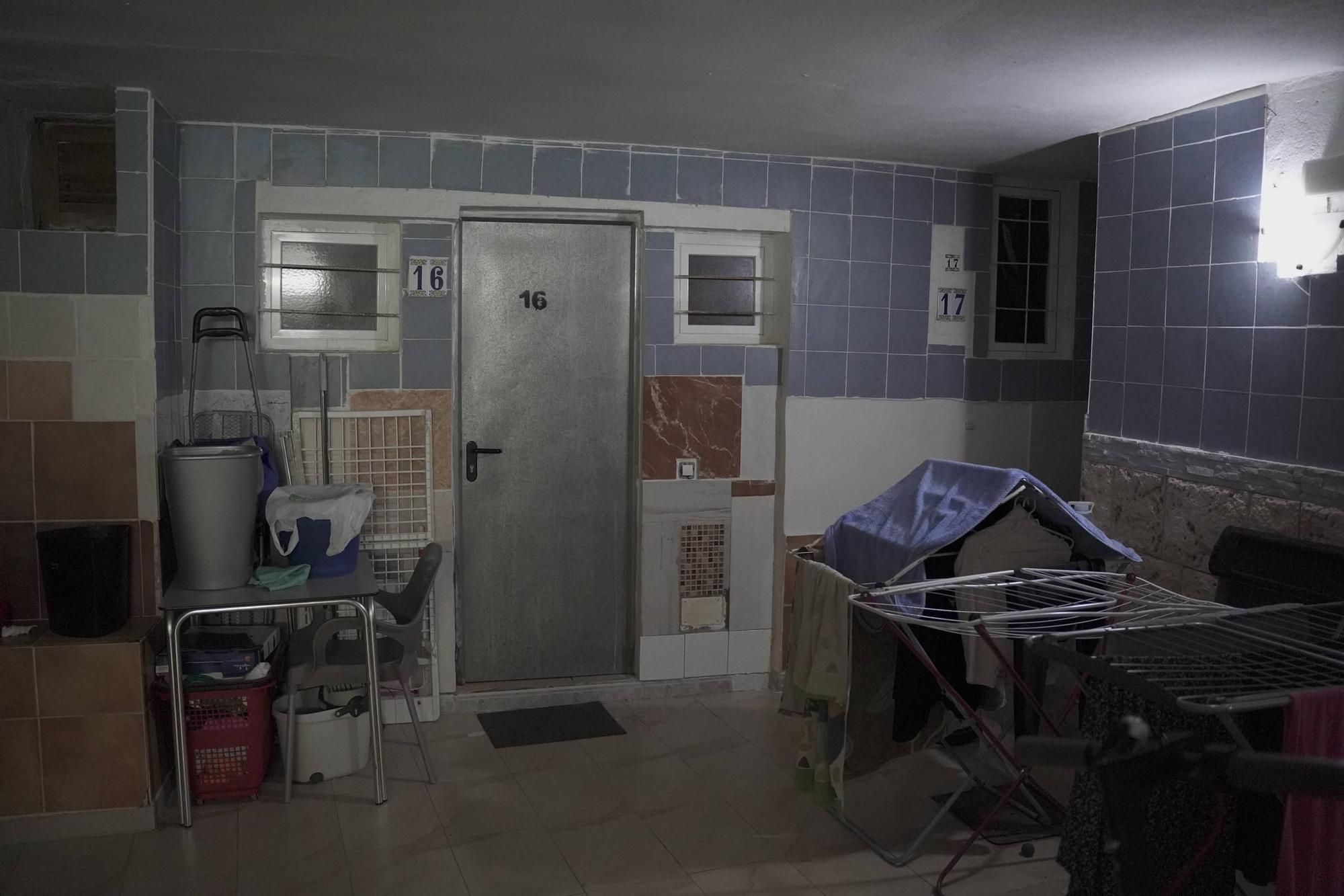 FOTOS | Estas son las habitaciones insalubres que alquilaba el policía local detenido en Palma