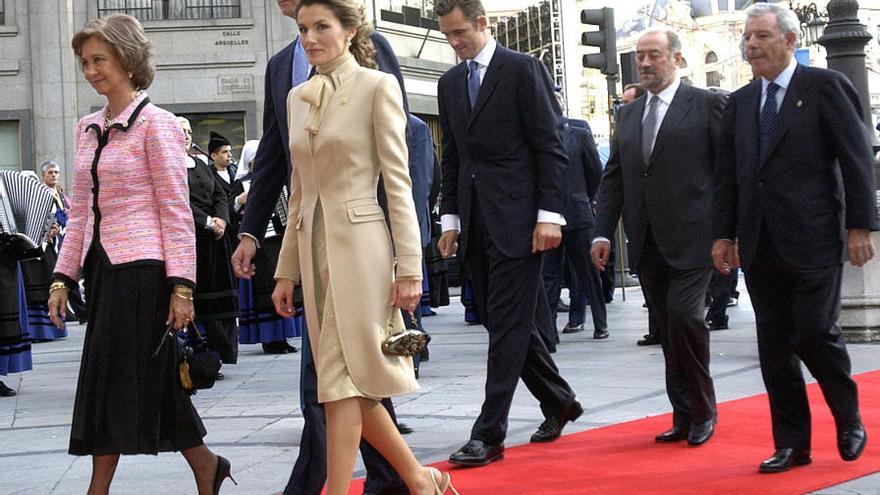 Letizia, Felipe y Sofía: 15 años de &quot;looks&quot; de Premios