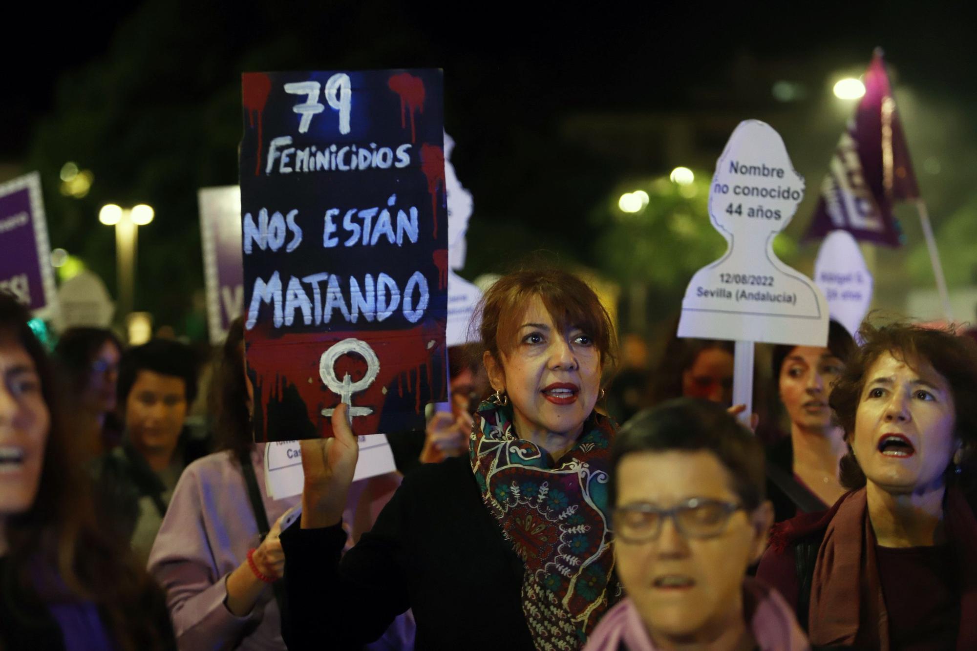 Málaga se echa a la calle para mostrar su rechazo a la violencia machista