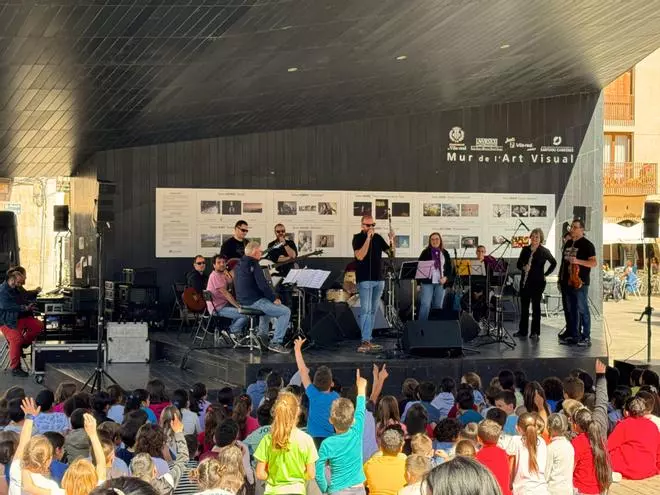 Les imatges del concert didàctic per a escolars en Vila-real