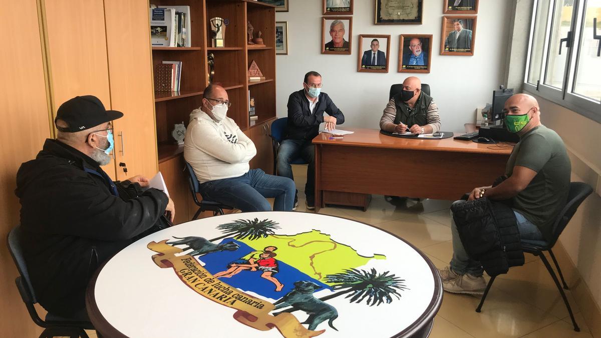 Reuniones entre la Federación Insular de Lucha Canaria de Gran Canaria y los clubes