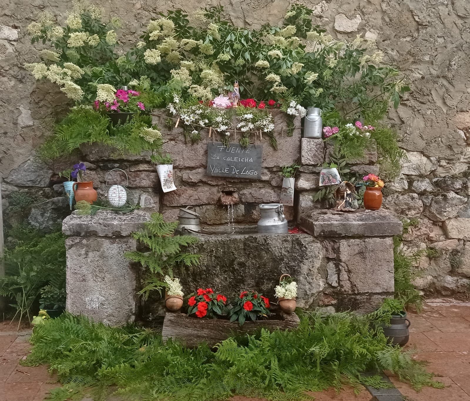 Fuente en La Caleicha (Valle del Lago).