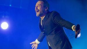 Santi Balmes, durante el concierto de Love of Lesbian, este viernes en el Sant Jordi Club.