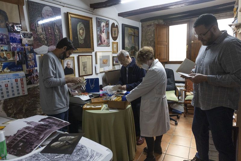 Adiós a la mítica tienda Estudio de Fotografía Sánchís