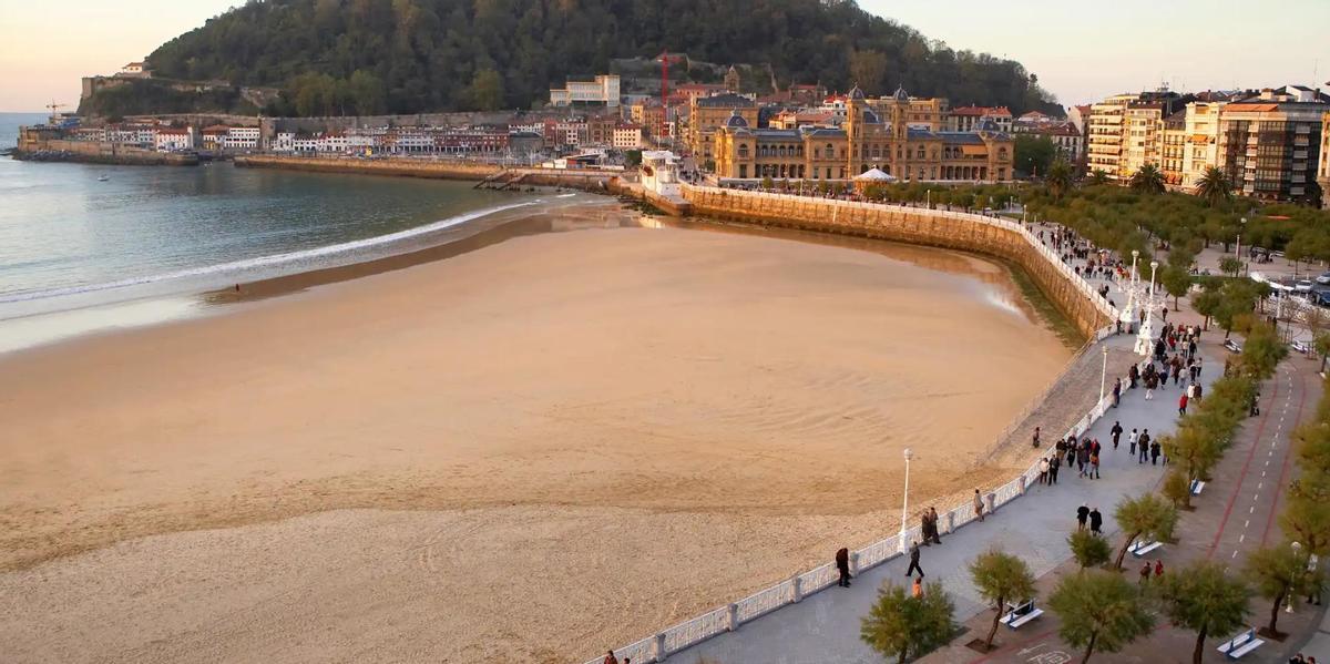 Paseo marítimo de La Concha en Donosti, San Sebastián