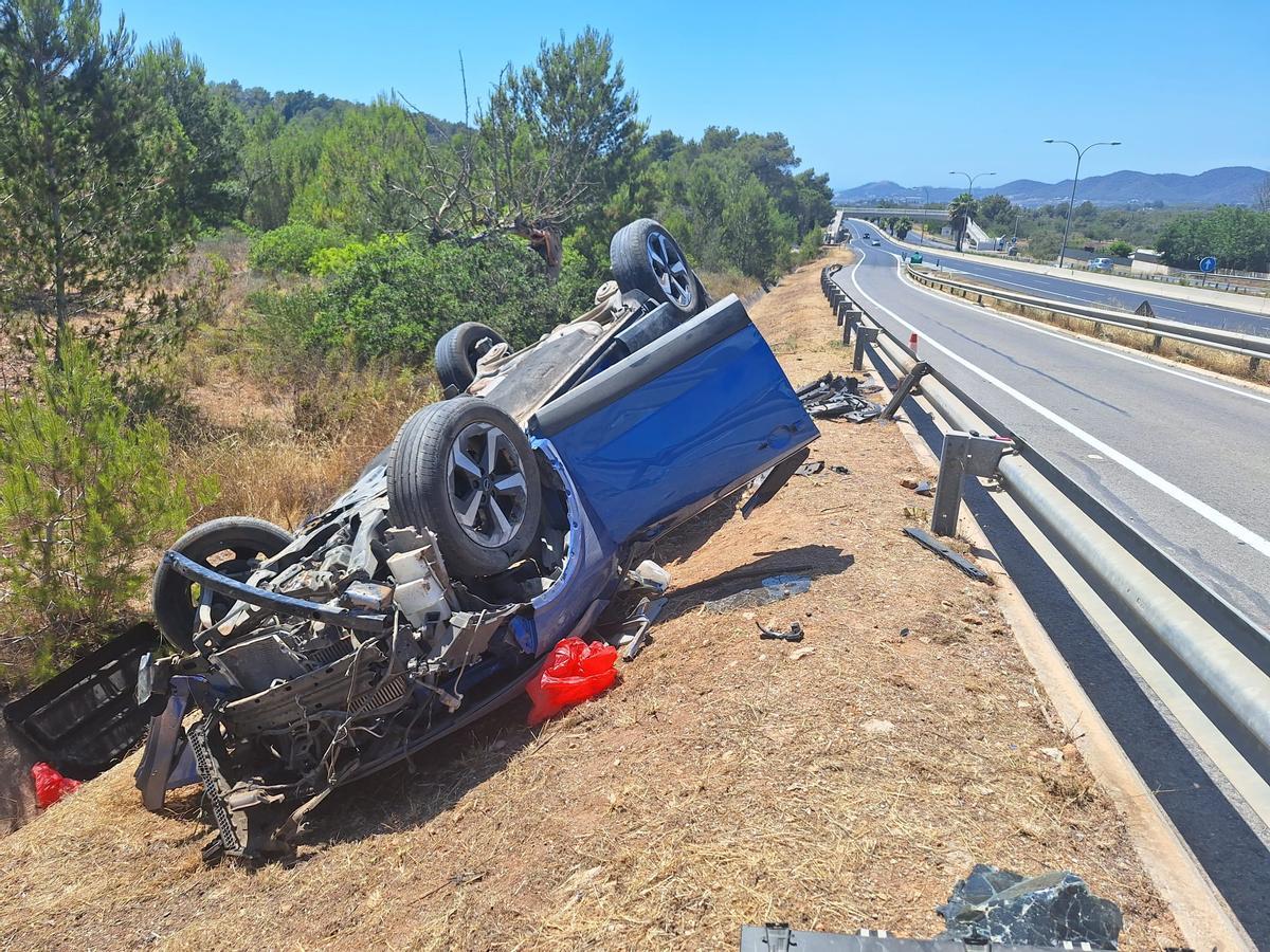 La parte frontal ha quedado totalmente destrozada