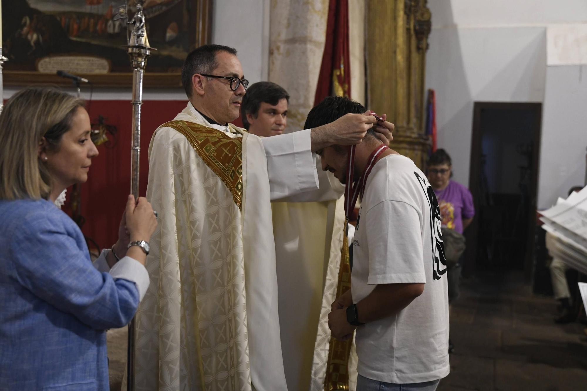 Entrada de 35 personas en la Cofradía de La Virgen de la Concha.