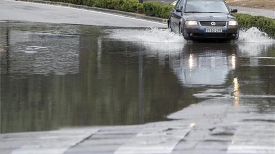 El 112 da consejos para evitar inundaciones por la lluvia en Castellón