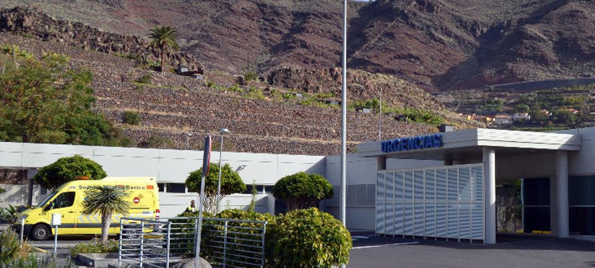 Imagen del hospital de La Gomera en donde permanecen ingresadas cinco personas por posible coronavirus.