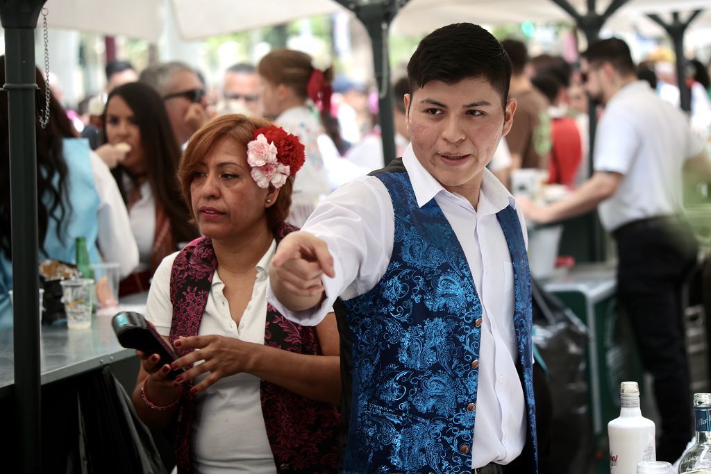 Imágenes | Gran ambiente en las calles de Murcia el día del Bando de la Huerta