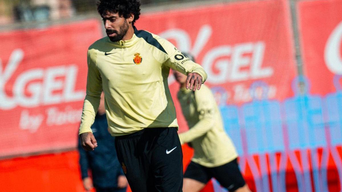 Samu Costa cumplirá sanción ante el Elche.