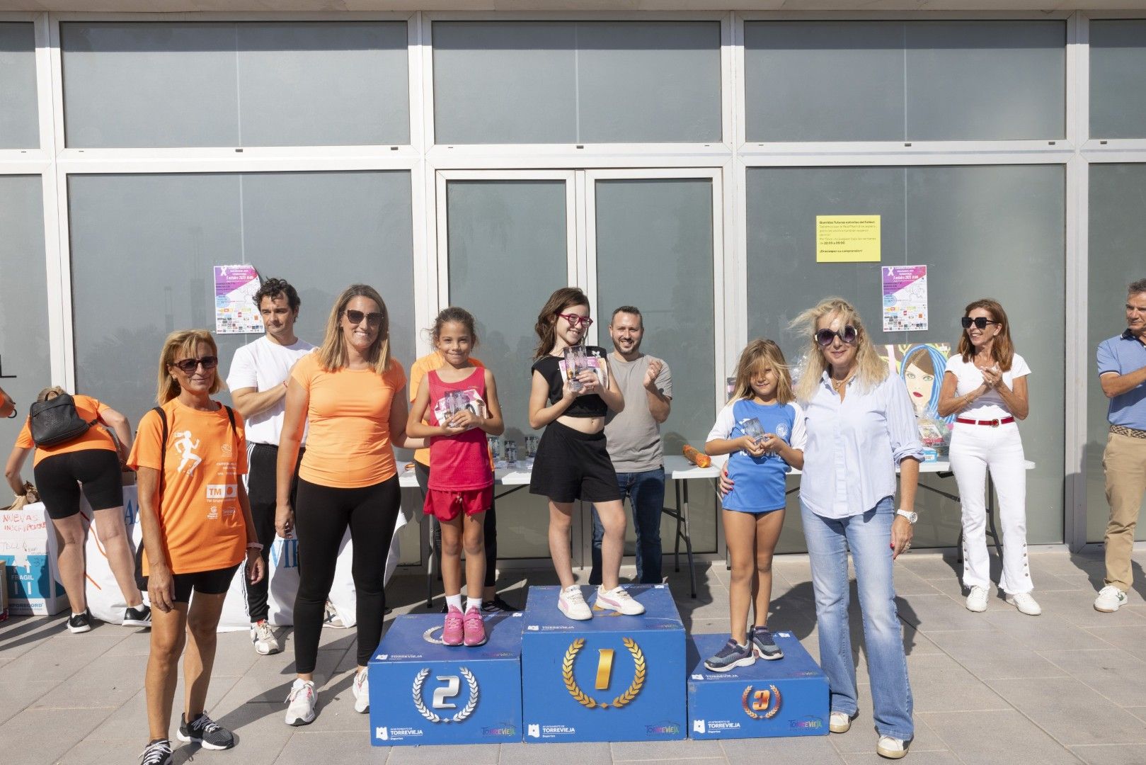 Así fue en imágenes una nueva edición de la carrera solidaria de AFA Torrevieja