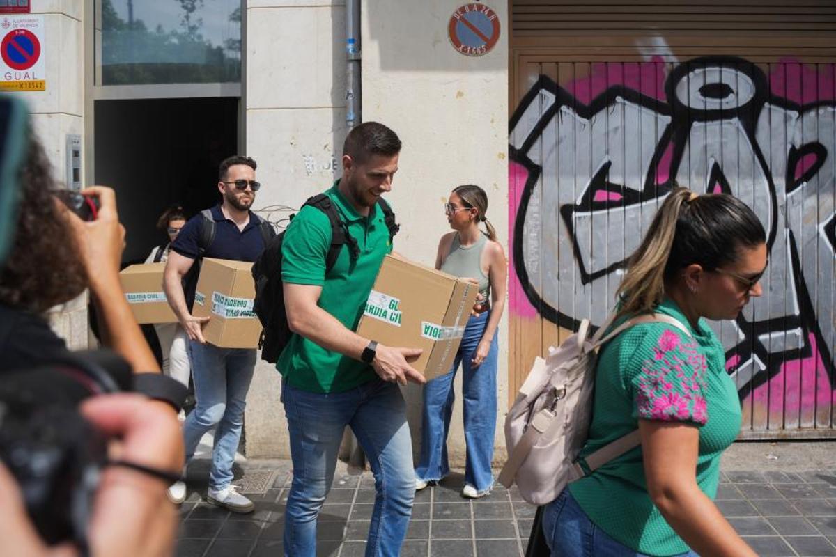 L’UCO registra seus d’Acciona i altres empreses a Madrid, Bilbao, Sant Sebastià i Sevilla per les presumptes comissions del cas Cerdán-Koldo