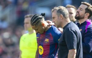 Flick designa a Raphinha como primer capitán del Barça para que hable en el Gamper
