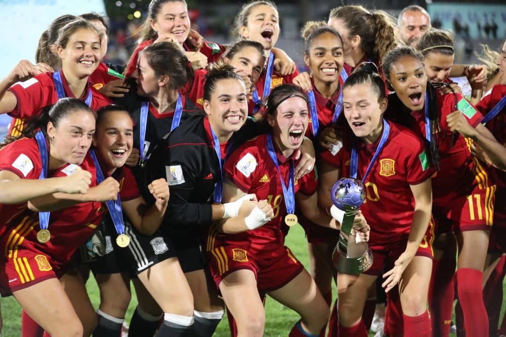 La mallorquina Cata Coll, campeona del mundo con la selección sub 17 de fútbol