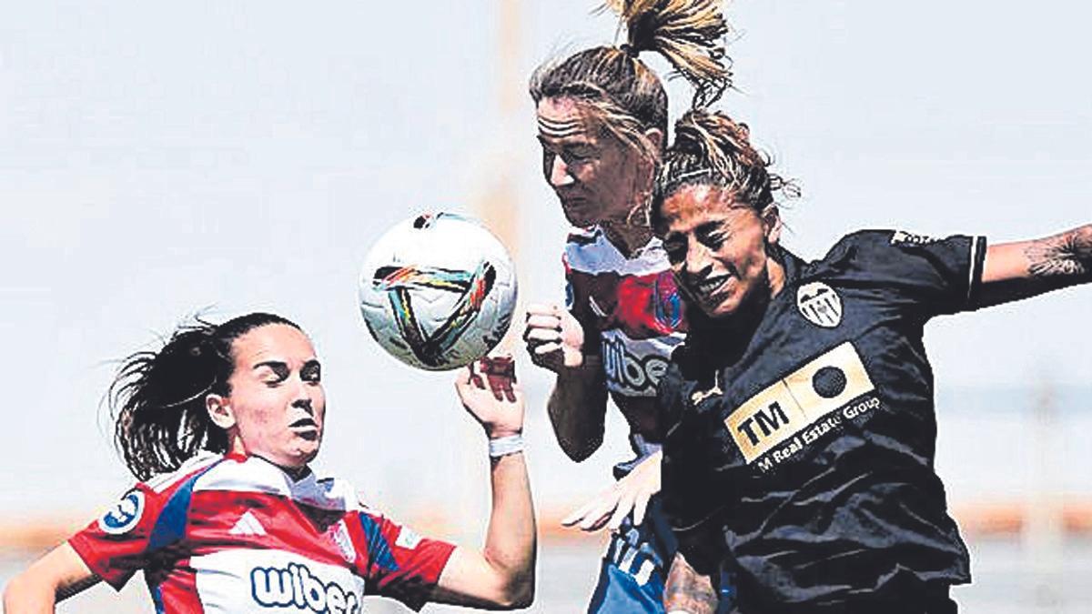Imagen de un partido entre Valencia Femenino y Granada