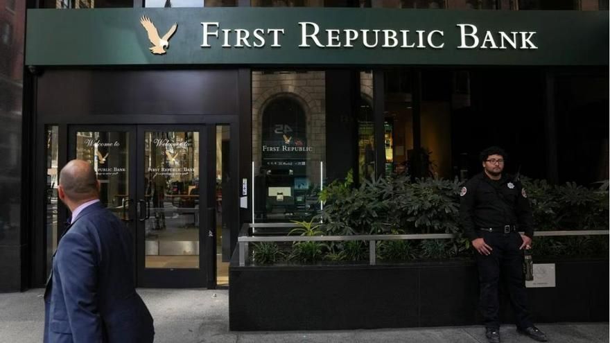 Los reguladores norteamericanos piden a los bancos, JPMorgan y PNC incluidos, hacer una oferta por First Republic
