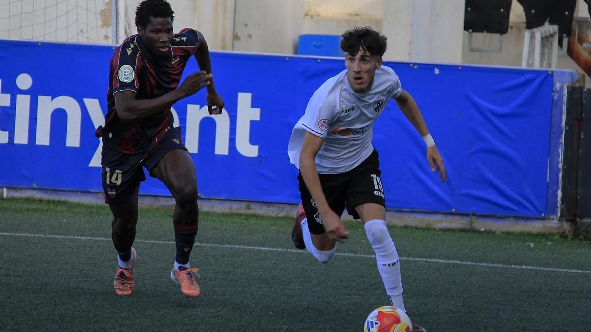 El Ontinyent 1931 CF en un partido la pasada temporada.