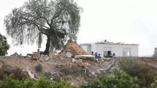 Dos heridos graves por una explosión en la pirotecnia Mediterráneo de Vilamarxant