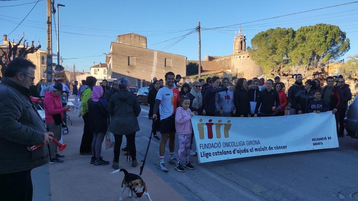 Assistents i acompanyants de la Run4Cancer de Navata.