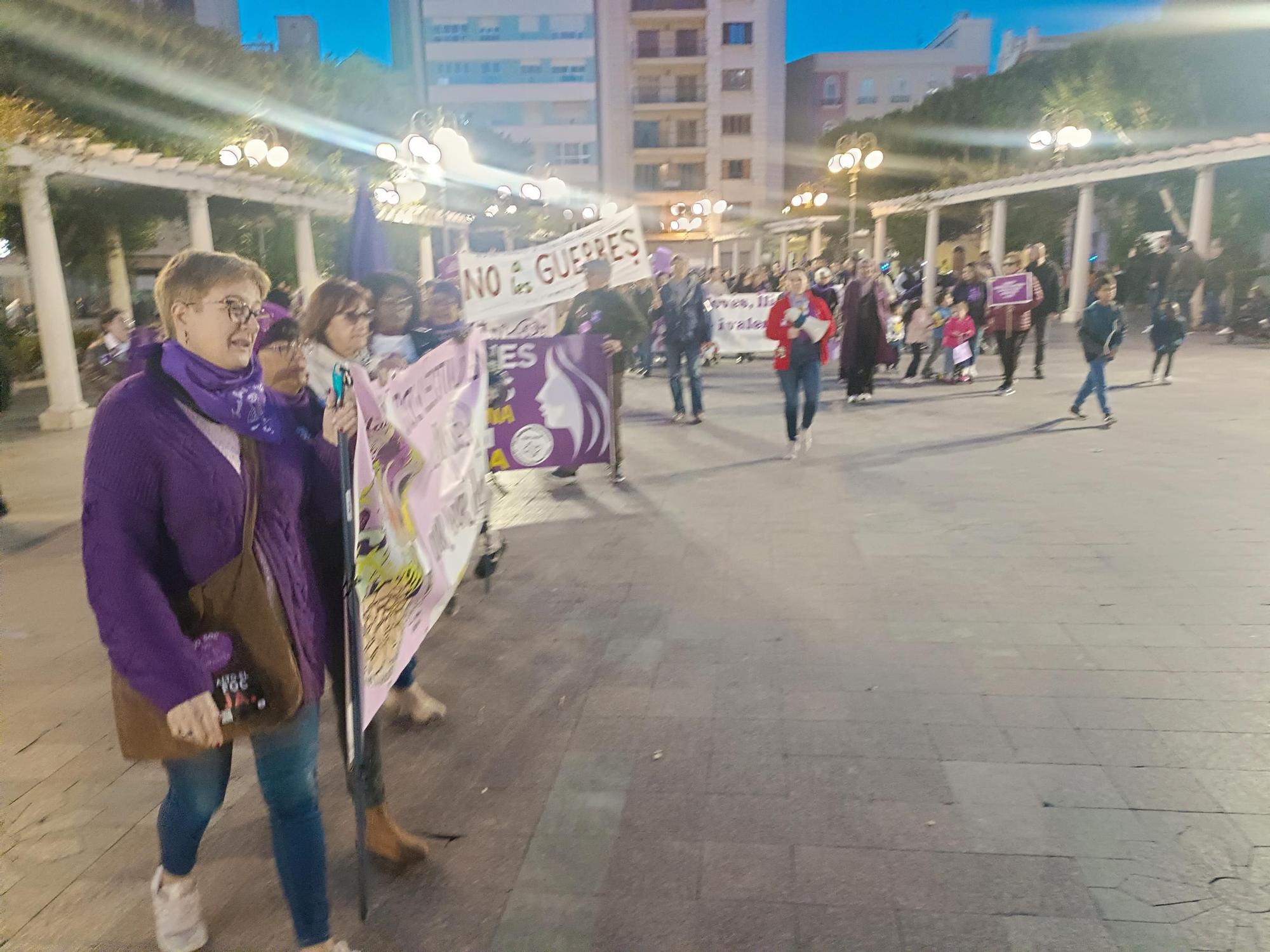 Así celebran el 8M las principales ciudades de la Ribera