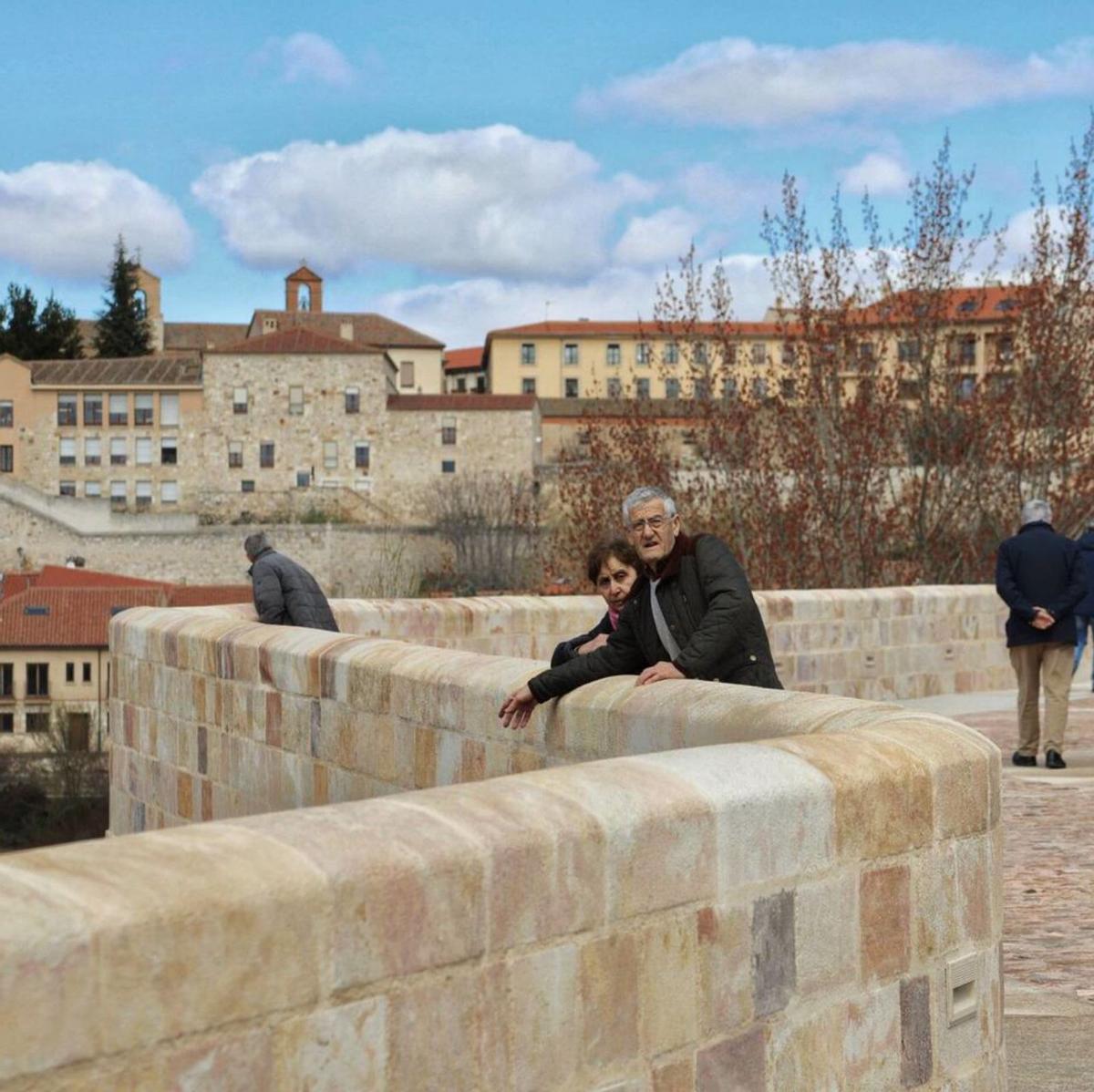 El Puente de Piedra de Zamora, tras su reciente rehabilitación