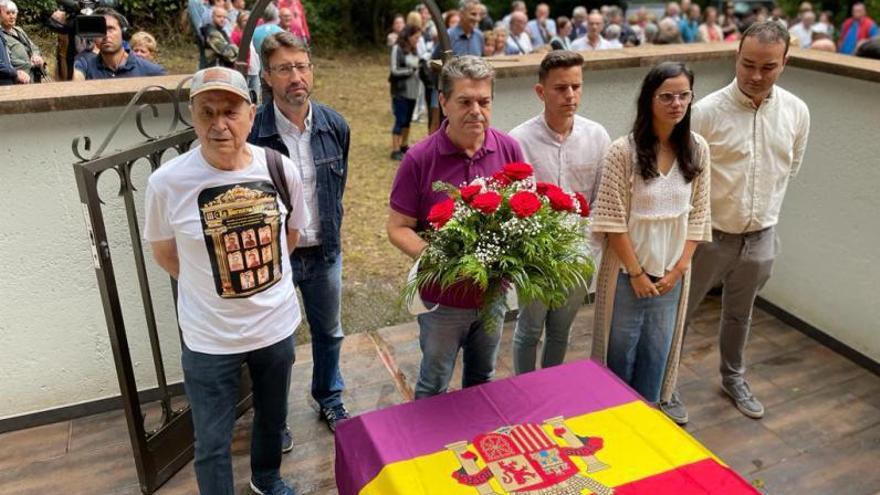 Flores para los ocho de La Bornaína