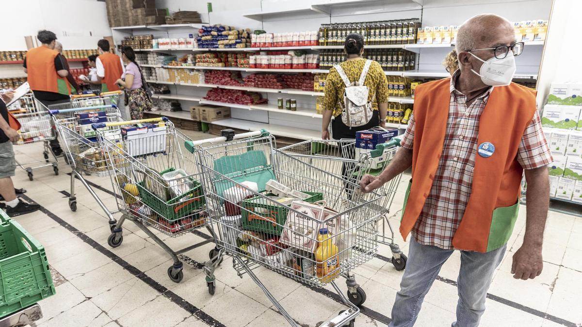 Diez años del supermercado social en Trinitat Vella y Roquetes