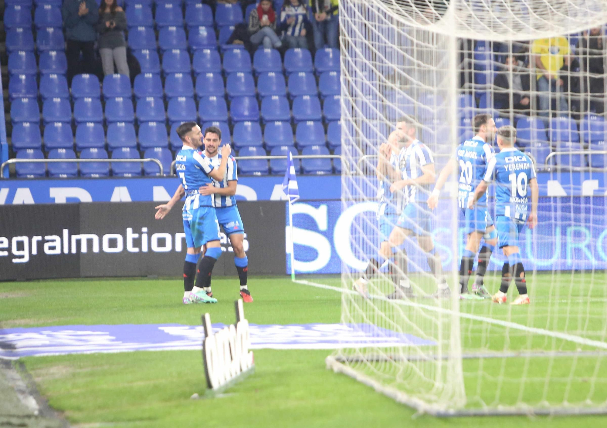 El Dépor gana en Riazor con doblete de Lucas a la Real Sociedad B (2-1)
