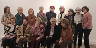 El feminismo asturiano reúne a 14 veteranas del arte en su aniversario