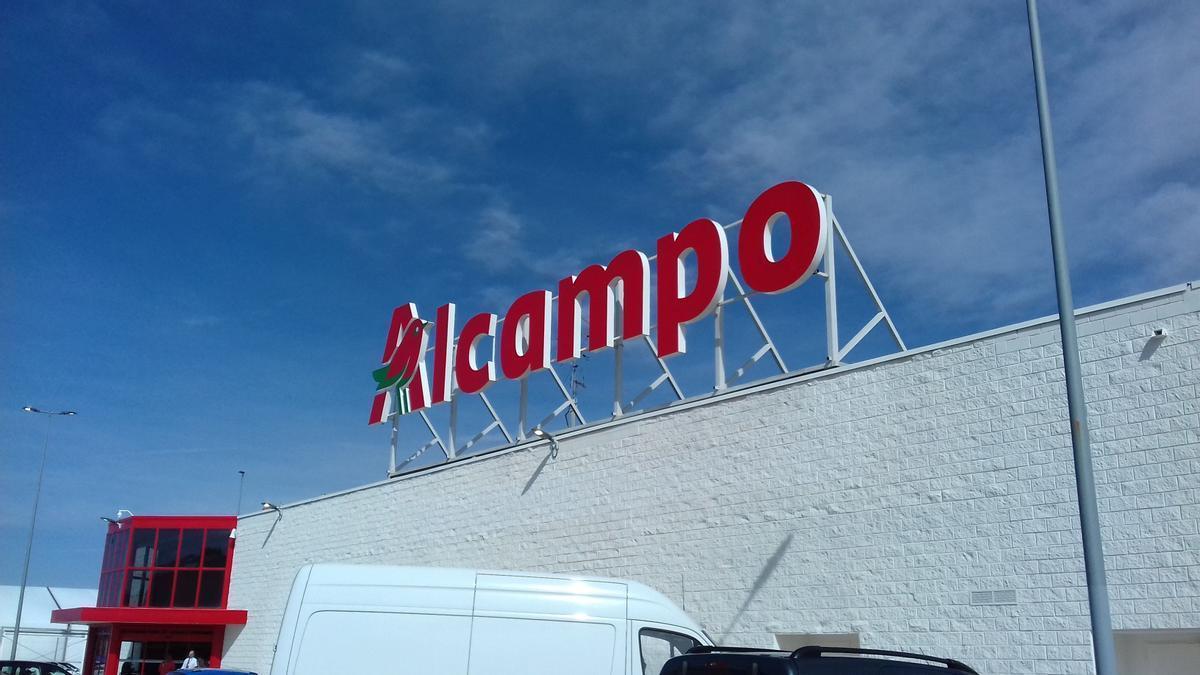 Letrero de un Alcampo
