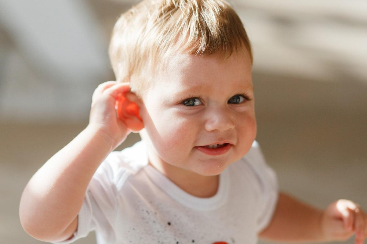 Cinco de cada mil niños recién nacidos padecen una sordera de distinto grado