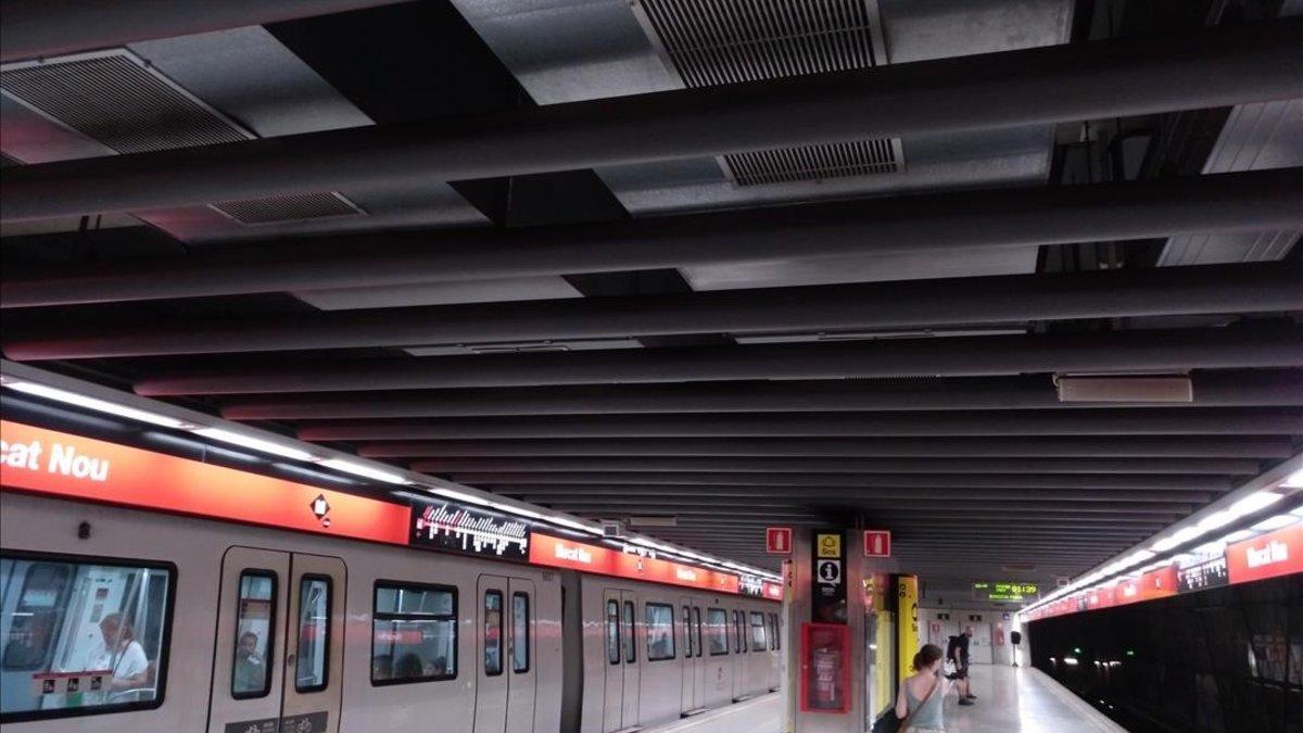 El sistema de ventilación del metro en una estación de la Línea 1.