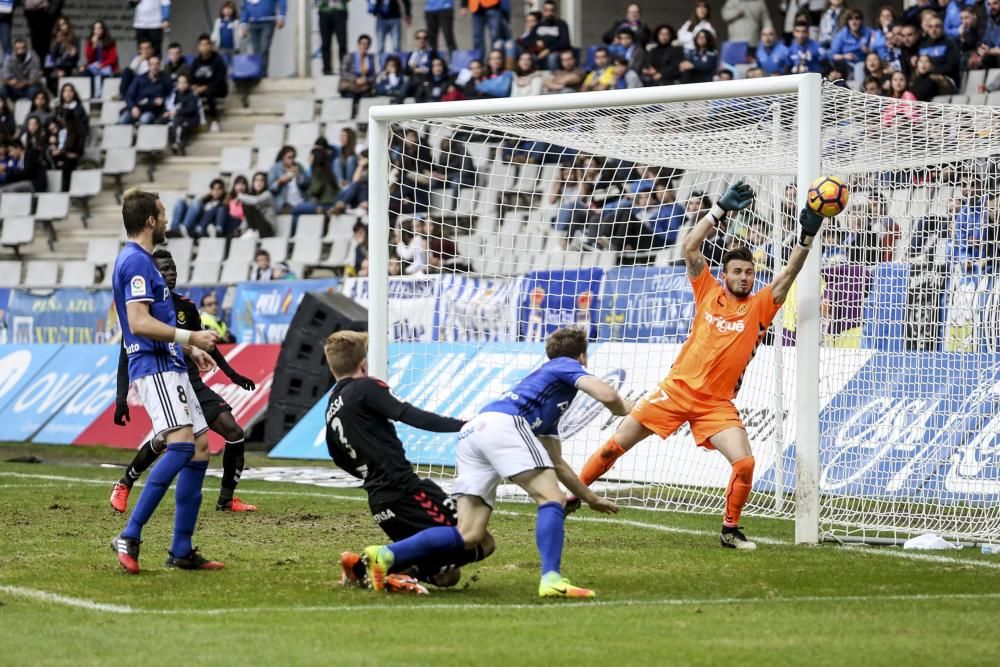 El partido entre el Real Oviedo y el Nástic de Tarragona, en imágenes