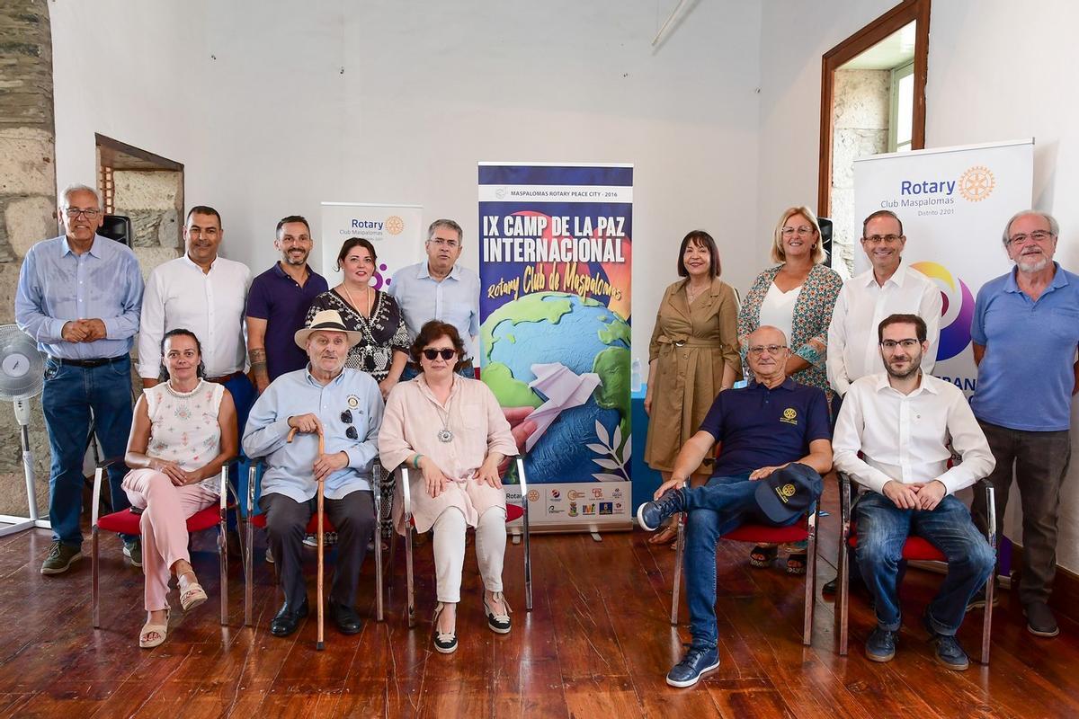 El alcalde de San Bartolomé de Tirajana presenta el IX CAMP Internacional Rotary Maspalomas.