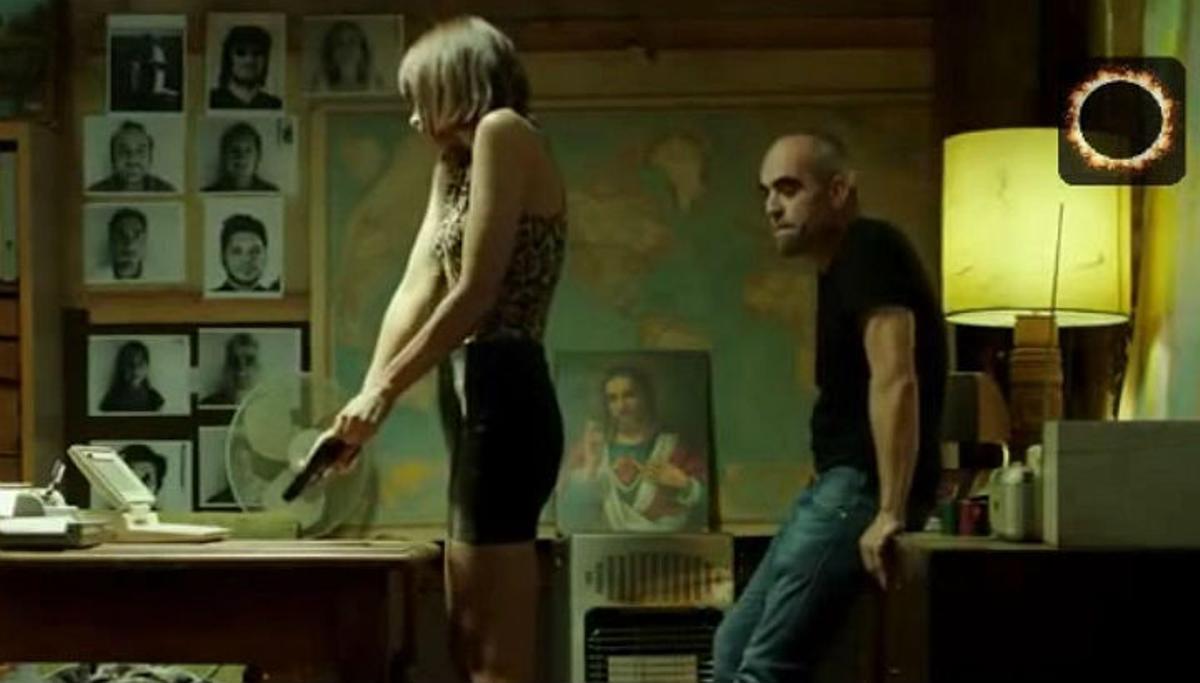 Videoclip de la banda Els Tres en què apareix Luis Tosar.