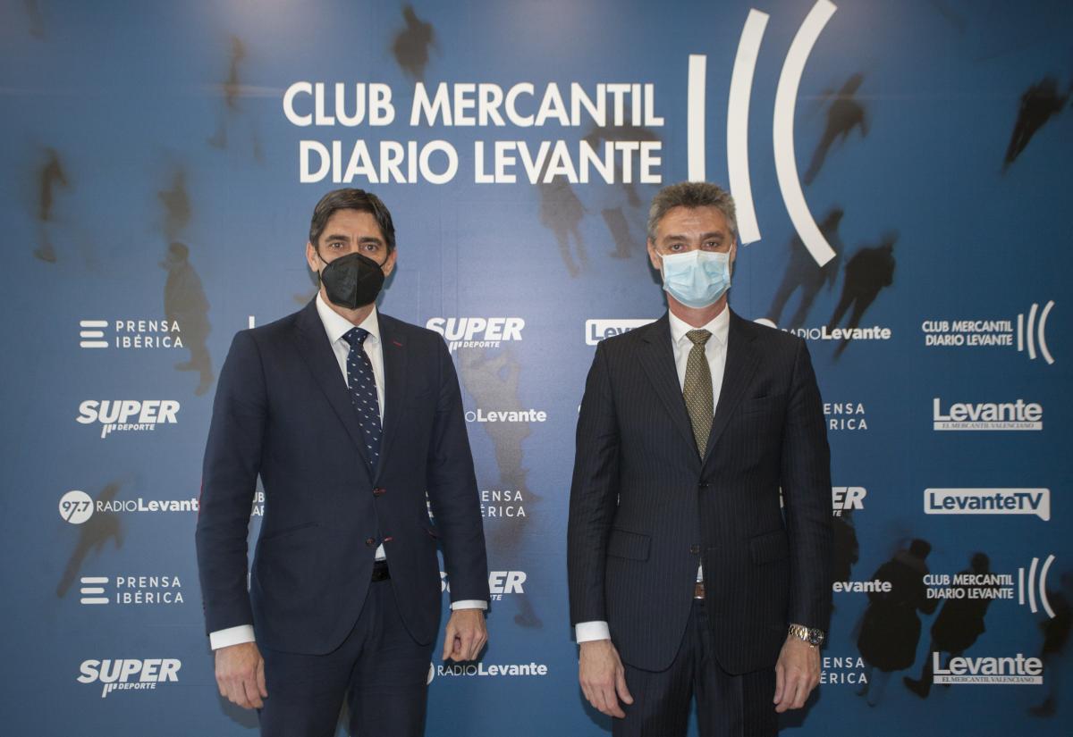 Andrés Sánchez, gerente de Levante-EMV y el abogado, Ignacio Castillo en las instalaciones del Club Mercantil Diario Levante